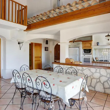 Villa De Charme, 8 Pers, Climatisee, Piscine Chauffee, Calme Garanti